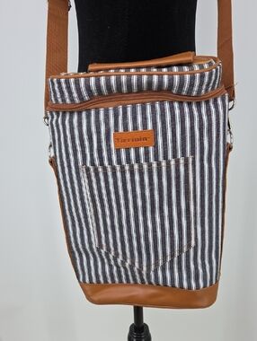 Striped Insulated Wine Carrier